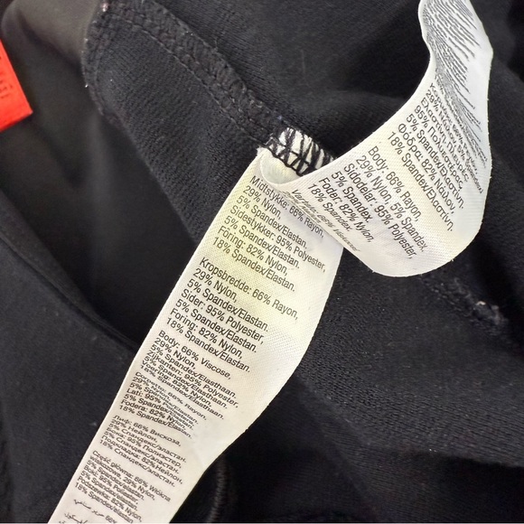 Spanx Textured Panel Ponte Knit Leggings Size Medium 8/10 - Picture 4 of 8